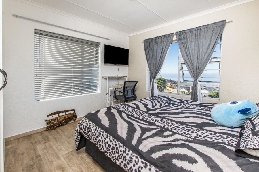 To Let 3 Bedroom Property for Rent in Dana Bay Western Cape